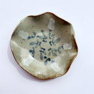白バラの小皿